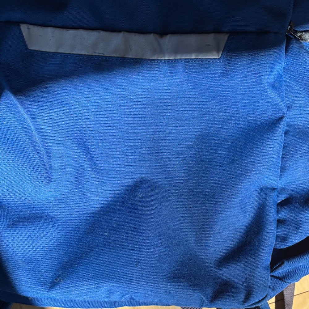 Mountain Equipment Coop Blue Backpack 26L - Picture 5 of 5